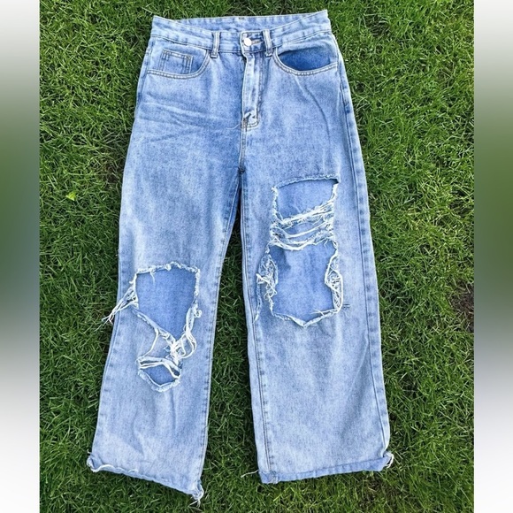 Denim - Light Wash High Waisted Distressed Baggy Denim Jeans with Rips